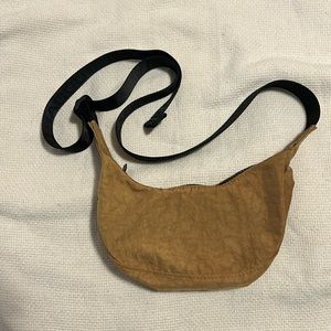 Mini Crescent Baggu